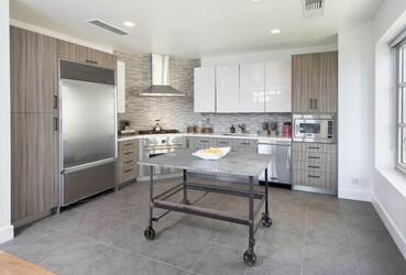 Kendall Jenner has listed her L.A. high rise apartment for 1.6 million. Located in the Wilshire corridor.