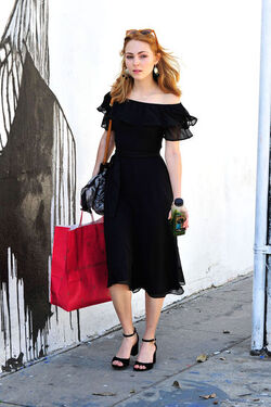 Trend Alert 59 Ways to wear the Midi Skirt Trend Alert 59 Ways to wear the Midi Skirt