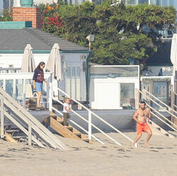 EXCLUSIVE Summer romance Jennifer Garner and Bradley Cooper on the beach
