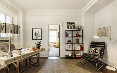 Uma Thurman sells manhattan duplex for 6.6 million