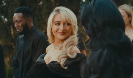 Sabrina Carpenter new music video Taste 