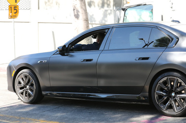 Ben Affleck Enjoys A Smoke After JLo Files For Divorce Ben Affleck Enjoys A Smoke After JLo Files For Divorce