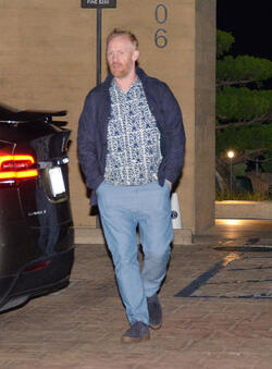 Brad Pitt s pal Thomas Houseago enjoys a dinner outing at Nobu in Malibu.