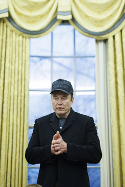 US President Trump Meets with Elon Musk in Oval Office