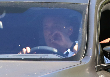 Ben Affleck Enjoys A Smoke After JLo Files For Divorce Ben Affleck Enjoys A Smoke After JLo Files For Divorce