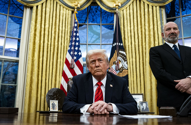 Trump Signs Executive Orders Trump Signs Executive Orders