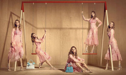GISELE BUNDCHEN STARS IN AREZZO SPRING SUMMER CAMPAIGN GISELE BUNDCHEN STARS IN AREZZO SPRING SUMMER CAMPAIGN