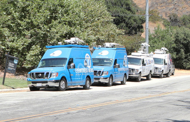 Media Arrives To The Scene As Jake Paul s Calabasas Mansion Raided By FBI