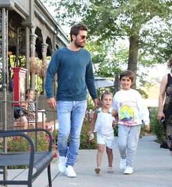 Scott Disick Finally Back On Daddy Duty Scott Disick Finally Back On Daddy Duty