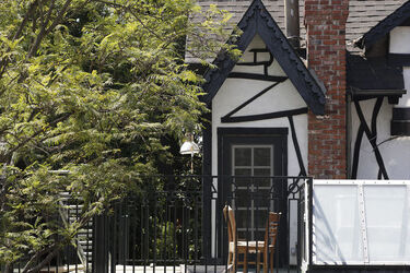 Frank Zappa s home on market Frank Zappa s home on market