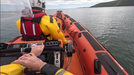 Grandad almost drowns after breaking neck and spin in horror kayaking accident Grandad almost drowns after breaking neck and spin in horror kayaking accident
