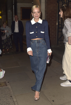 Lily Allen zt Duke of York Theatre