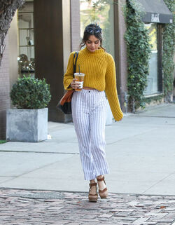 Vanessa Hudgens LA Sighting Vanessa Hudgens LA Sighting