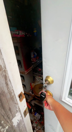 MY HOARDER DAD HAS JUNK OLDER THAN ME MY HOARDER DAD HAS JUNK OLDER THAN ME