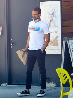 Celebrity Sightings in LA Celebrity Sightings in LA