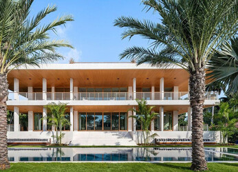 DJ and social media star Gianluca Vacchi has just bought this waterfront home in Miami Beach Florida for 24.5 million.