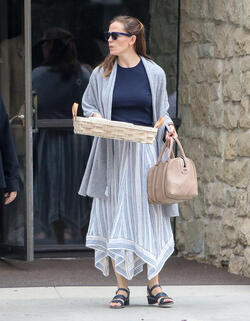 Jennifer Garner goes to church Jennifer Garner goes to church