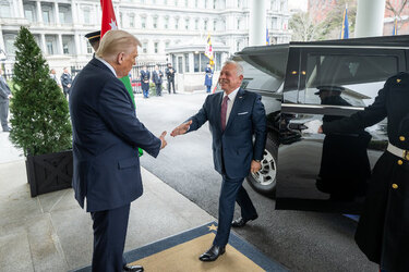 Non Exclusive Donald Trump hosts an expanded bilateral meeting Non Exclusive Donald Trump hosts an expanded bilateral meeting