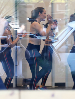 Jennifer Garner goes to a gym session