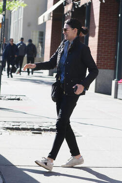 Julianna Margulies on her way to gym