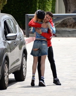 Bella Thorne Stunning In Fishnets And Daisy Dukes