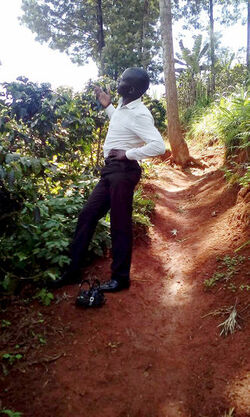 Idiot Thief Uses Stolen Phone To Upload Selfies