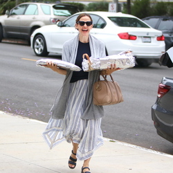 Jennifer Garner Lights Up Sunday For Her Community Jennifer Garner Lights Up Sunday For Her Community