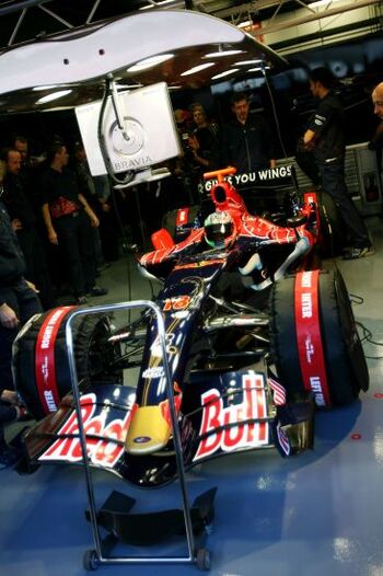 Presentazione della toro rosso TR02