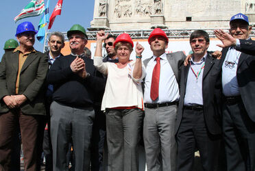 MANIFESTAZIONE EDILI CGIL CISL UIL
