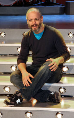 LA7 THE SHOW MUST GO OFF