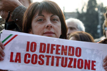 MANIFESTAZIONE DIFESA COSTITUZIONE MANIFESTAZIONE DIFESA COSTITUZIONE