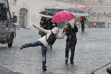 FITTA NEVICATA A ROMA