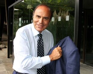 CONFERENZA STAMPA PORTA A PORTA CONFERENZA STAMPA PORTA A PORTA