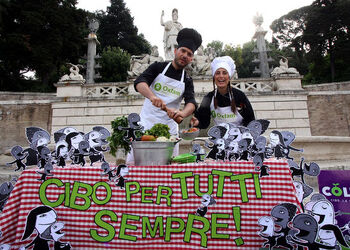 MANIFESTAZIONE OXFAM