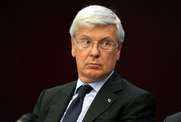 CONF STAMPA MANOVRA FINANZIARIA CONF STAMPA MANOVRA FINANZIARIA