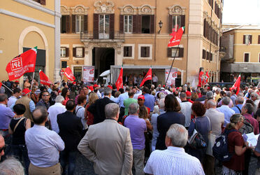 MANIFESTAZIONE CONTRO MANOVRA FINANZIARIA MANIFESTAZIONE CONTRO MANOVRA FINANZIARIA