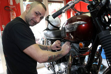 OFFICINA MOTO INGLESI