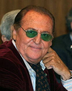 RENZO ARBORE