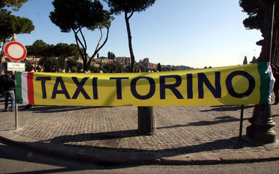 MANIFESTAZIONE TASSISTI