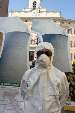 MAN VERDI CONTRO IL NUCLEARE