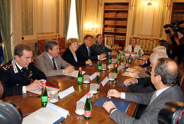 VERTICE SULLA SICUREZZA VERTICE SULLA SICUREZZA