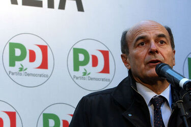 FIRME PER DIMISSIONI BERLUSCONI