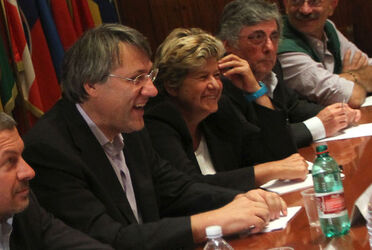 INCONTRO GOVERNO SINDACATI SU FIAT INCONTRO GOVERNO SINDACATI SU FIAT