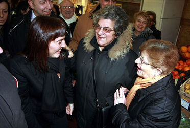 RENATA POLVERINI AL MERCATO