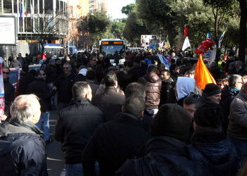 MANIFESTAZIONE DIPENDENTI RAI MANIFESTAZIONE DIPENDENTI RAI