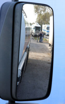 BLOCCO AUTOTRASPORTATORI