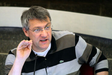 CONFERENZA STAMPA FIOM CGIL SU FIAT CONFERENZA STAMPA FIOM CGIL SU FIAT