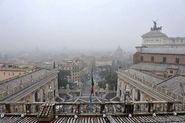 NEVE A ROMA NEVE A ROMA