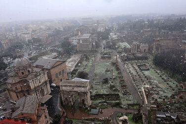 NEVE A ROMA NEVE A ROMA