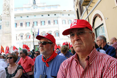 MANIFESTAZIONE CONTRO MANOVRA FINANZIARIA MANIFESTAZIONE CONTRO MANOVRA FINANZIARIA